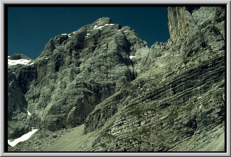 Zum Klettersteig Via ferrata degli Alleghesi